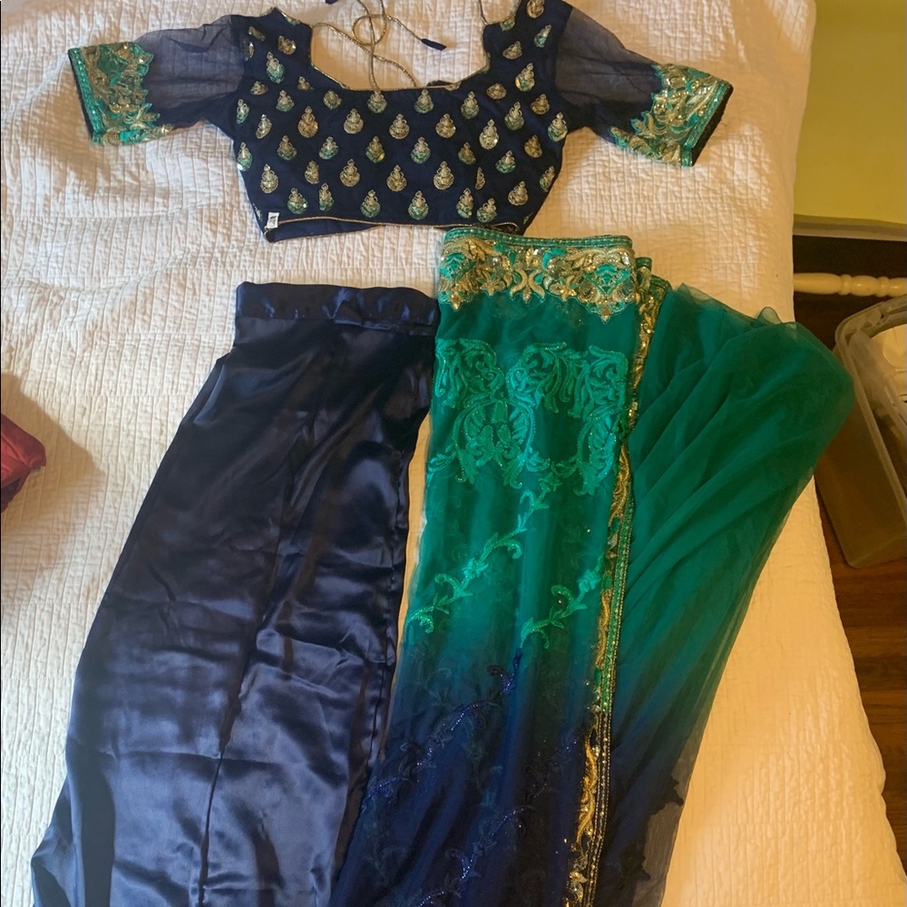 Shalwar Kameez 3 piece can be larger size
